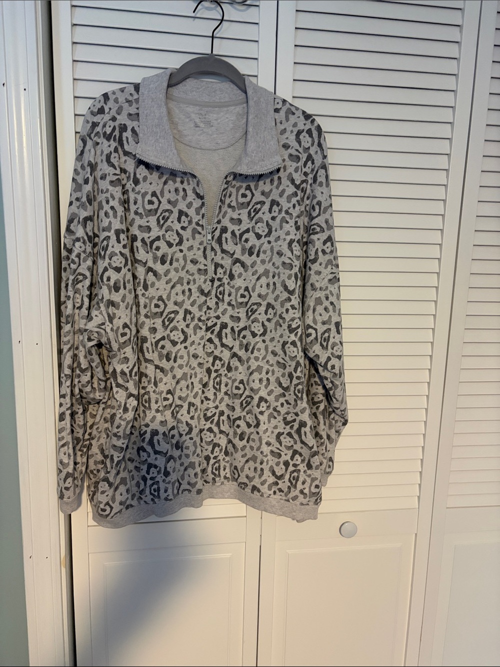 aerie Light Gray Leopard Half-Zip Cowl Pullover
